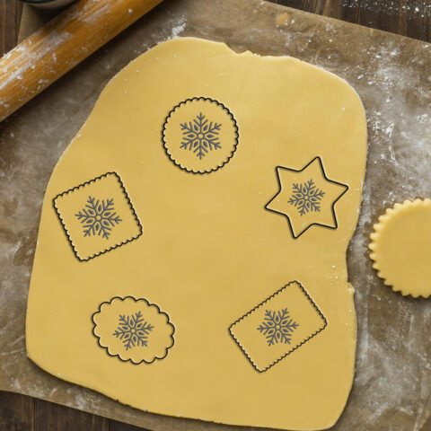 Emporte-pièce étoile flocon de neige 30x27 mm en polymère biodégradable